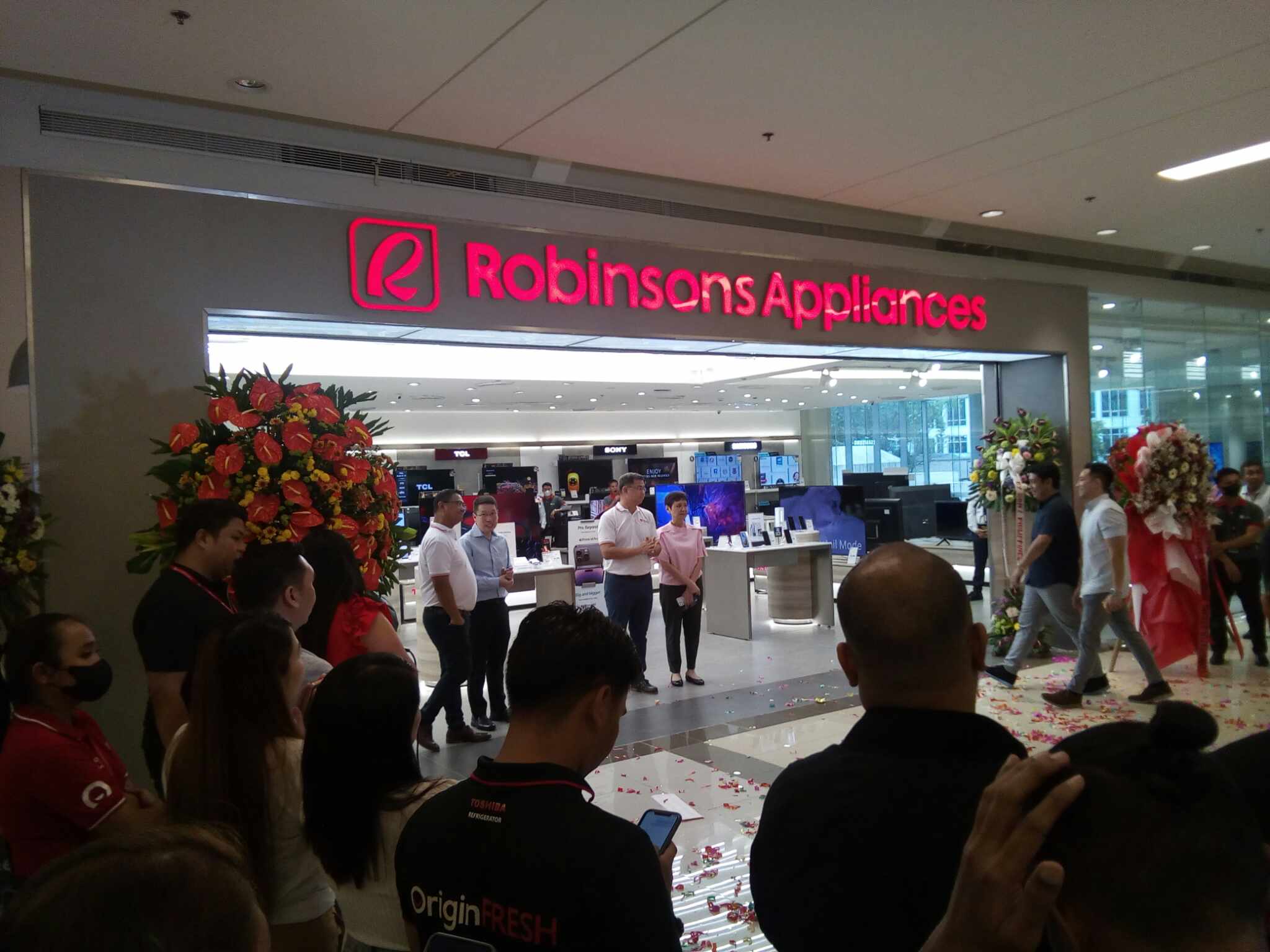 Robinsons Appliances opens its 84th store in Festival Mall, Alabang